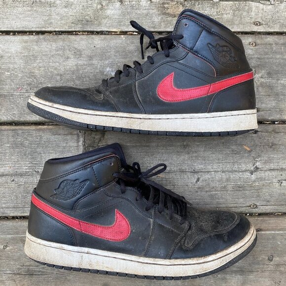 Nike Air Jordan 1 Retro Mid Black Team Red Size 12 - Picture 1 of 7